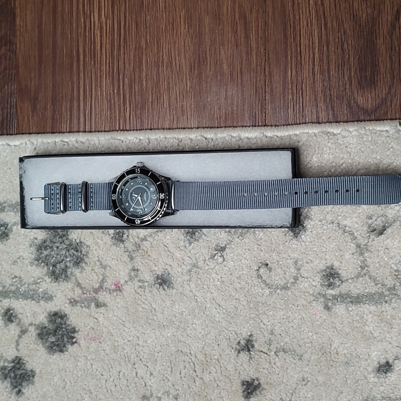 Omax multi function watch - Picture 2 of 4